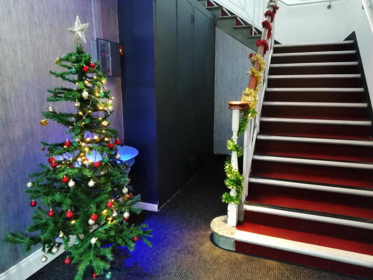 The Bank Hotel Barking  Bagian luar foto