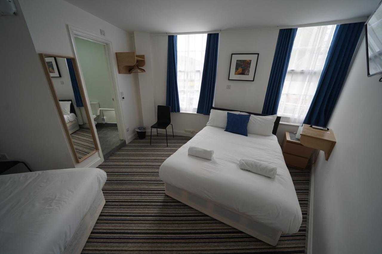The Bank Hotel Barking  Bagian luar foto