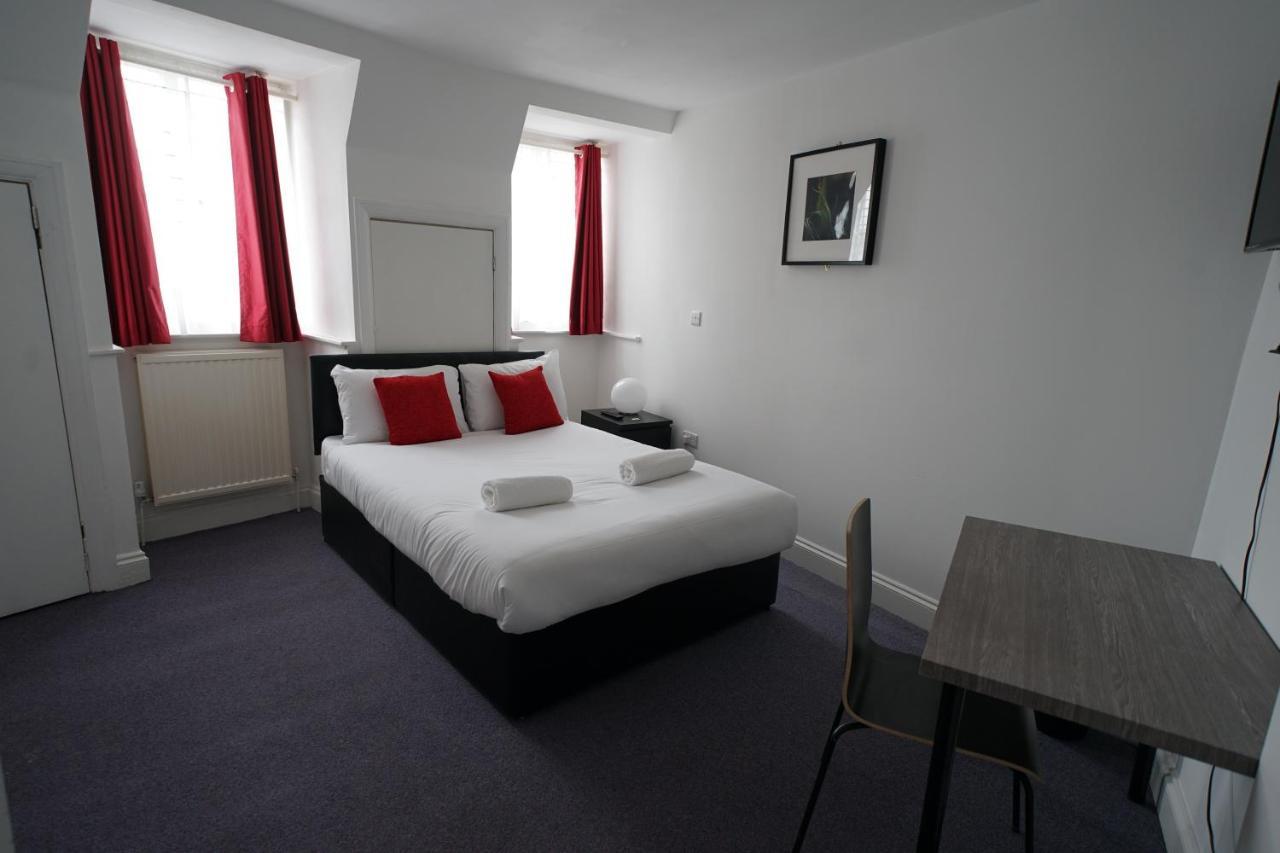 The Bank Hotel Barking  Bagian luar foto
