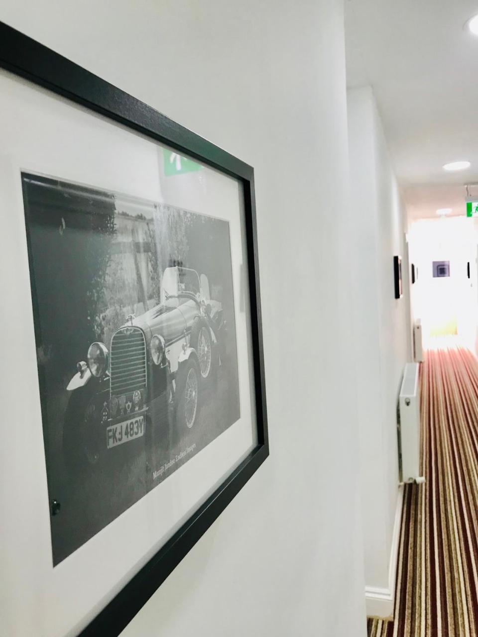 The Bank Hotel Barking  Bagian luar foto